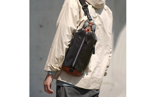 豊岡鞄　帆布×皮革ワンショルダー(24-132)  チョコ